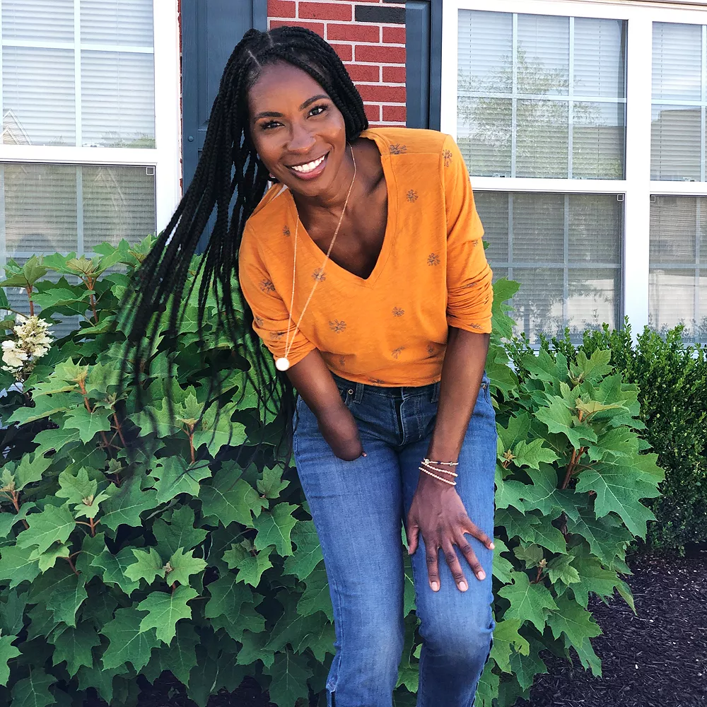 Women's Sonoma Goods For Life® Everyday Adaptive & Easy Dressing V-Neck Long Sleeve Top 5 Women's Sonoma Goods For Life® Everyday Adaptive & Easy Dressing V-Neck Long Sleeve Top - Image 3